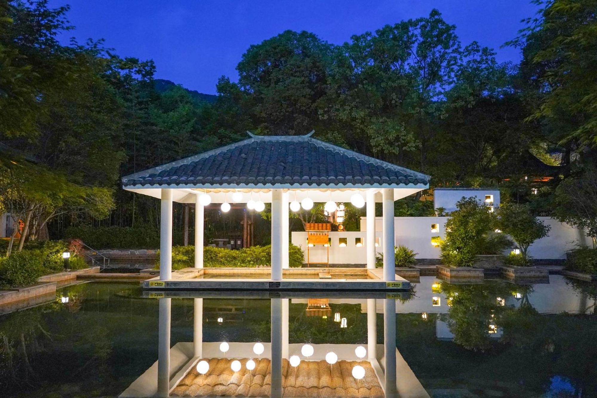 Holiday Inn Resort Chaohu Hot Spring By Ihg Hefei Extérieur photo