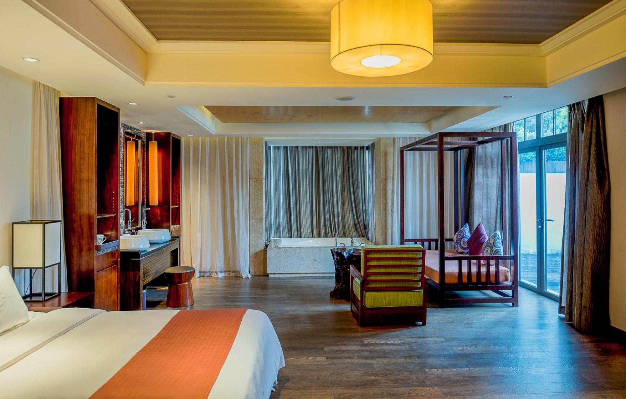 Holiday Inn Resort Chaohu Hot Spring By Ihg Hefei Extérieur photo