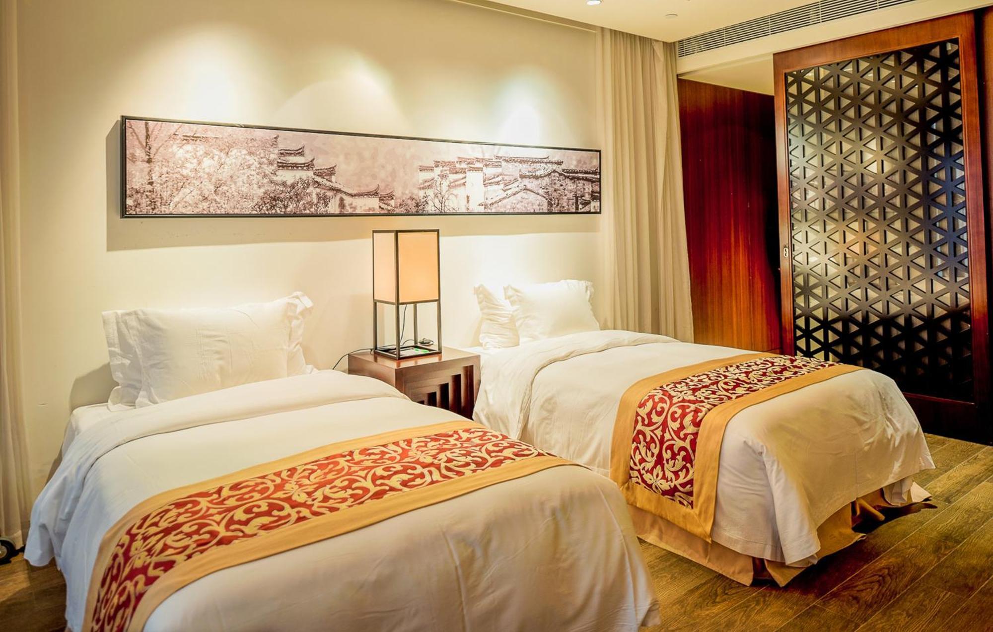 Holiday Inn Resort Chaohu Hot Spring By Ihg Hefei Extérieur photo